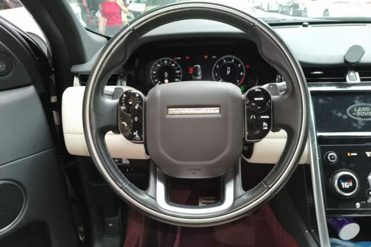 Used Land Rover Discovery Sport 2020 249 PS R-Dynamic Performance Tech Edition 5 Seats
