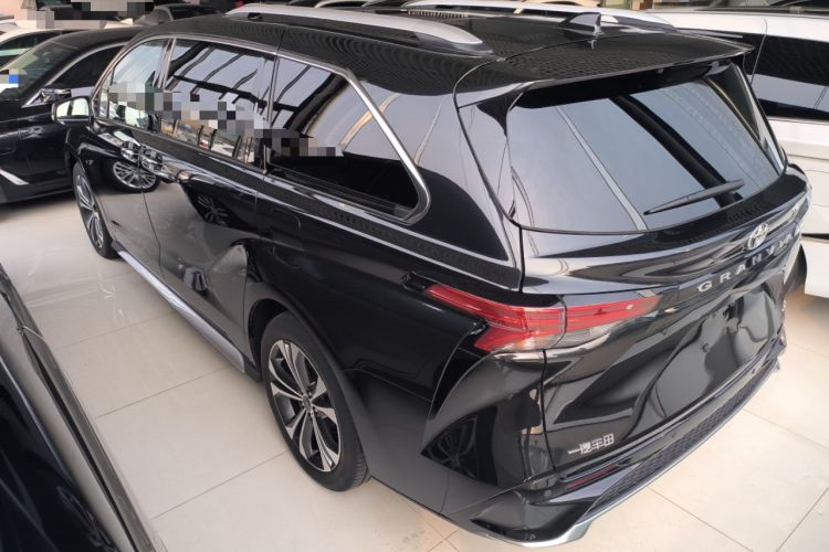 Used Toyota Granvia 2024 2.5L Hybrid Prestige PLUS Edition