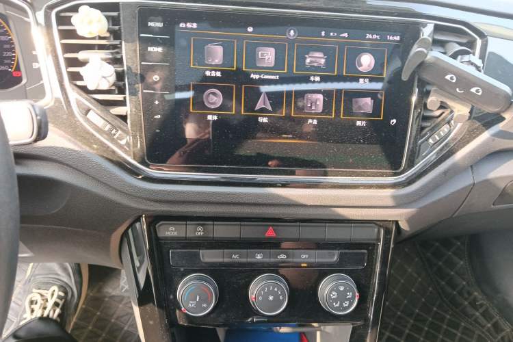 Used Volkswagen T-ROC 2021 Revised Version 280TSI DSG Two-Wheel Drive Comfort & Smart Connectivity Edition
