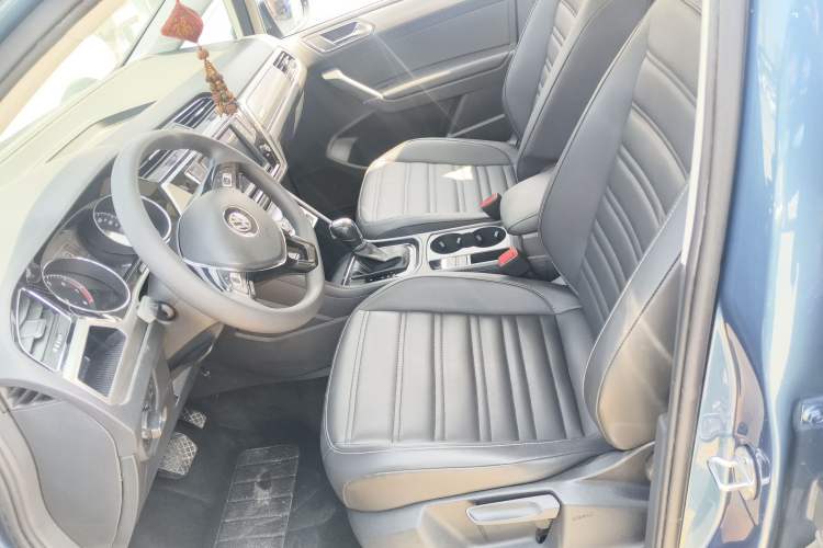 Used Volkswagen Touran 2018 Volkswagen Touran L 280TSI DSG Comfort Edition 7 Seats China V Emission Standard
