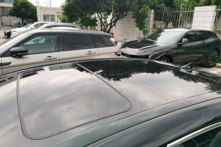 Used Toyota Avalon 2023 2.5L Luxury Edition
