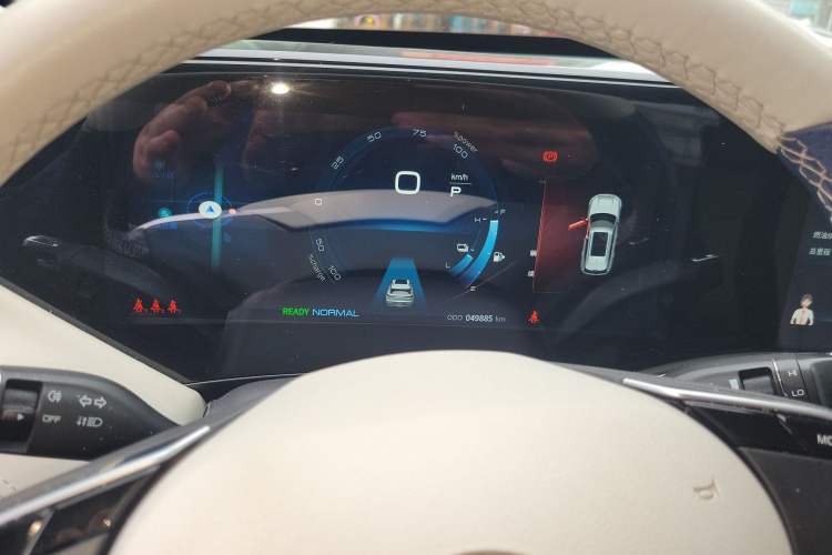 Used Dongfeng Aeolus Huge 2022 Mach Dual-Motor 1.5T MHD Dare-to-Dream Edition