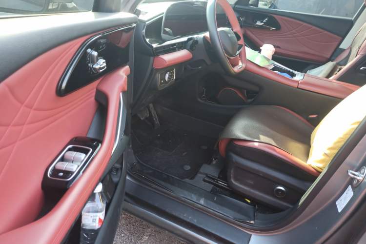 Used EXEED Stellar C-DM 2024 1.5T Extended-Range Pro