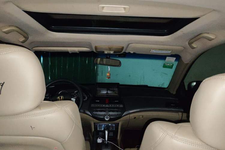 Used Honda Accord 2010 2.4L LX Headliner