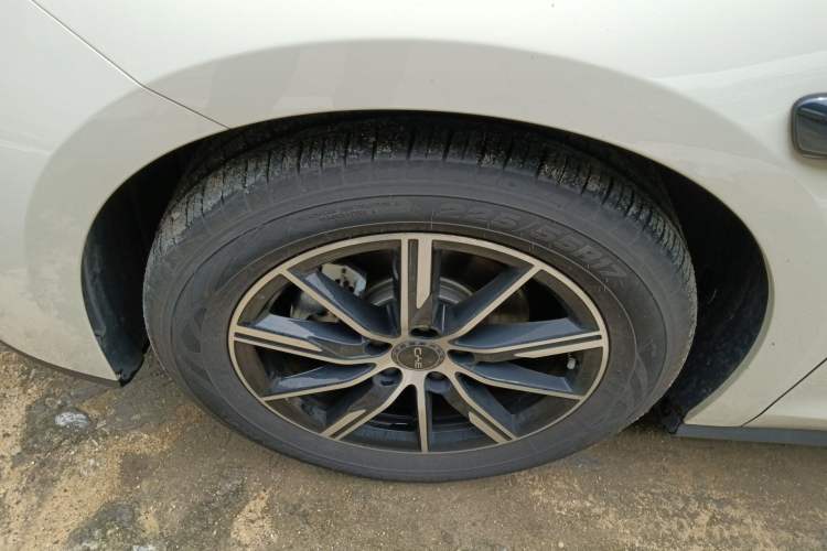 Used BYD Seal 06 New Energy 2025 DM-i Smart Drive 120KM Deluxe Model Exterior 4