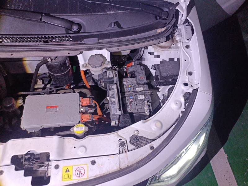Used JAC Yiwei E10X 2024 Charming Edition 301km Lite — 27