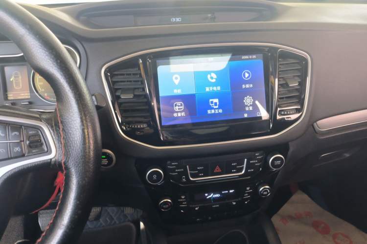 Used Geely Auto Vision X6 2016 1.8L Manual Luxury Model Audio And AC Panel