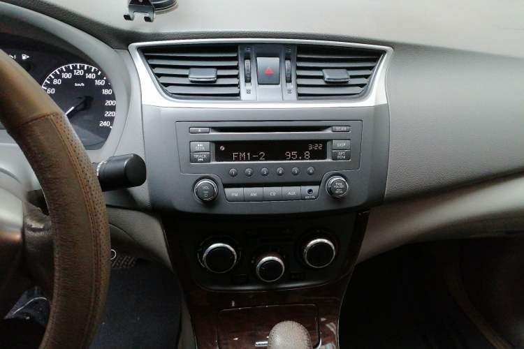 Used Nissan Sylphy 2012 Classic 1.6 XL Automatic Luxury Edition
