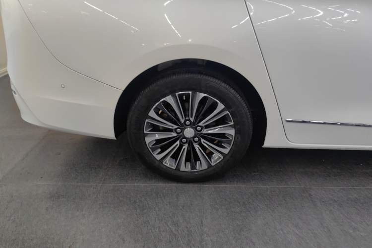 Used Buick GL8 2021 ES Landtrek 653T Luxury Model