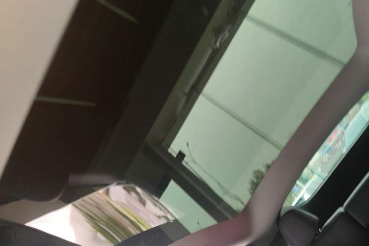 Used Tesla Model Y 2024 Rear-Wheel-Drive Version Headliner