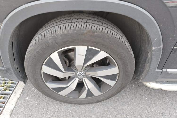 Used Volkswagen Tayron 2019 330TSI Two-Wheel Drive Luxury Model China VI Standard