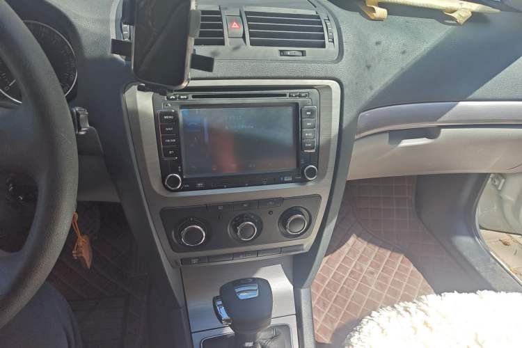 Used Skoda Octavia 2013 1.6L Automatic Yijie Edition