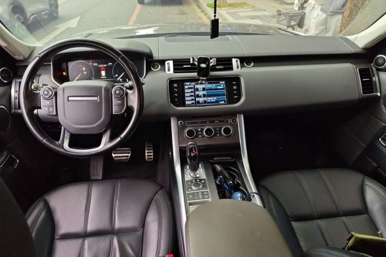 Used Land Rover Range Sport 2014 3.0 SC V6 HSE DYNAMIC Interior 2