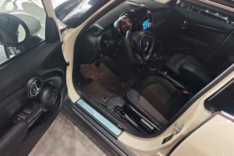 Used MINI MINI 2019 1.5T ONE Five-Door Edition
