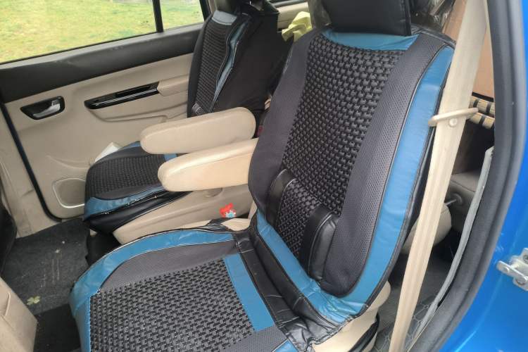 Used Jinbei 750 2015 1.5L Comfort Model
