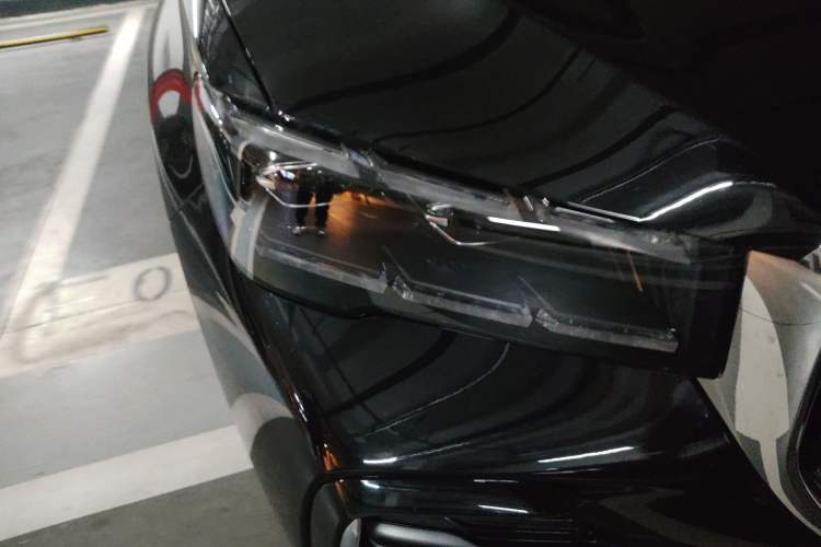 Used Geely Auto Monjaro L 2026 Model Oriental Yao 2.0TD Automatic Lanxing Edition Right Front Headlight