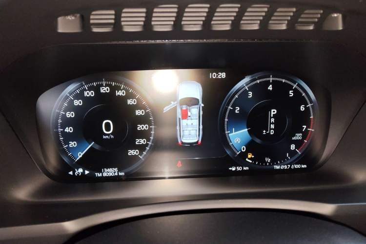 Used Volvo XC90 2018 T6 Zhiyi Edition 7-Seater Instrument Cluster