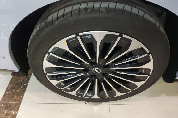 Used Nissan N7 2025 625 Max
