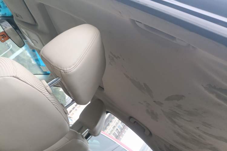 Used Chevrolet Cruze 2015 1.5L Classic SL MT Headliner