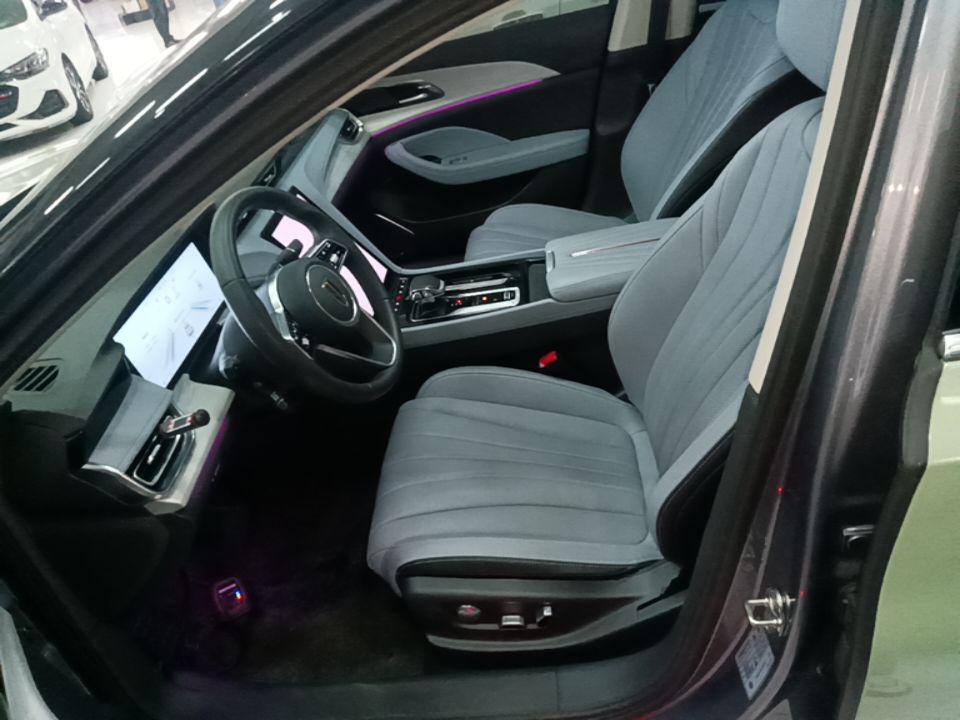 Hongqi H5 PHEV 2025 170 Super Hybrid Version — снимка 17