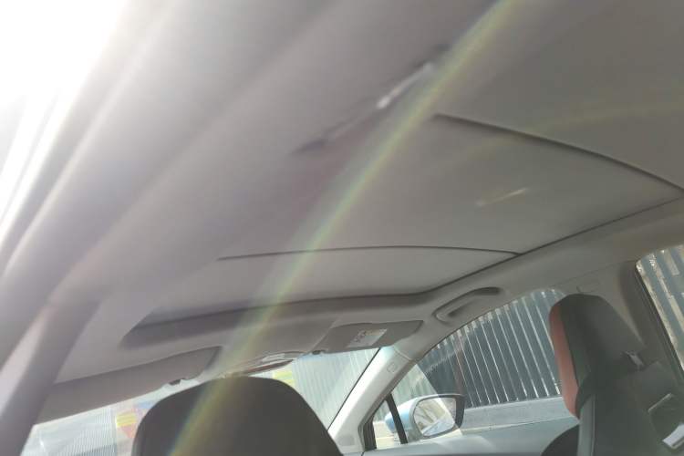 Used Geely Auto Emgrand S 2021 1.4T CVT Luxury Version Headliner