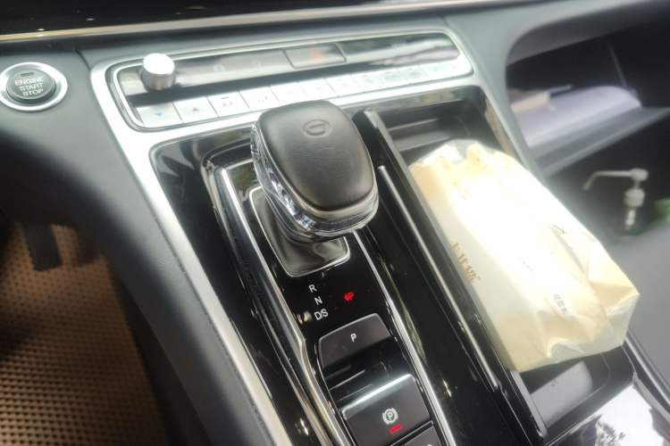 Used GAC Trumpchi M8 2021 Lingxiu Series 390T Deluxe Edition
