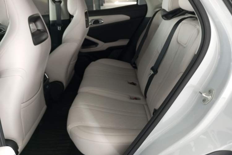 Used BYD Yuan UP 2025 Intelligent Driving Version 401 KM Dynamic Edition