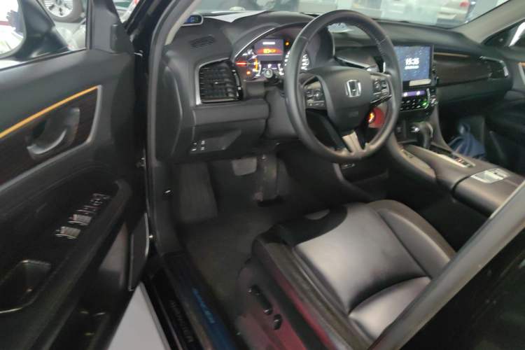 Used Honda Avancier 2017 240TURBO Two-Wheel Drive Premium Edition
