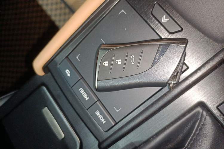 Used Lexus ES 2021 300h Excellence Edition