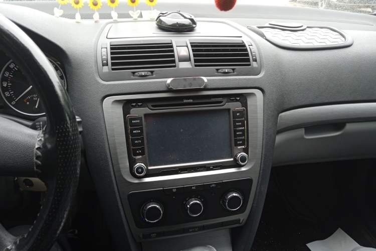 Used Skoda Octavia 2013 1.6L Automatic Elegance Edition