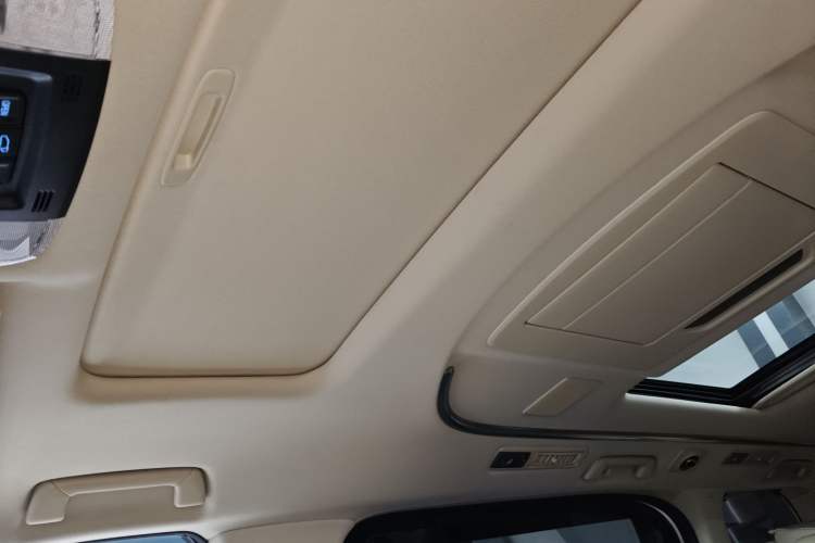 Used Toyota Alphard 2018 Revised Version 3.5L Premium Edition