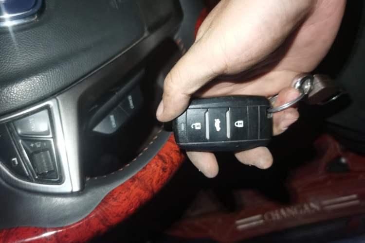 Used CHANGAN CS75 2016 1.8T Automatic Elite Model China V Standard