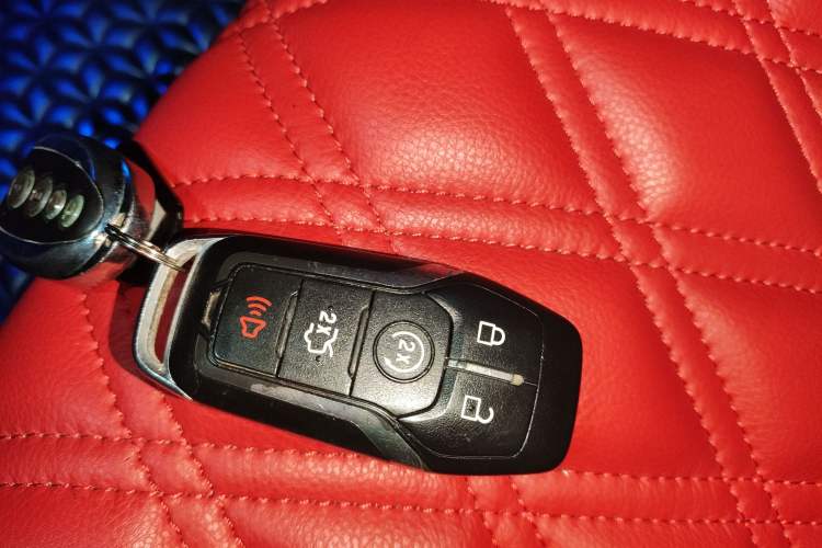 Used Ford Mustang 2015 2.3T Automatic U.S.-Spec Version