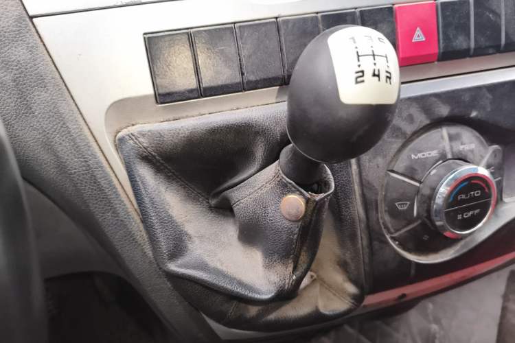 Used Iveco Power Daily 2017 2.5T Classic A37 High-Roof 7-Seater Passenger Van 47Z5