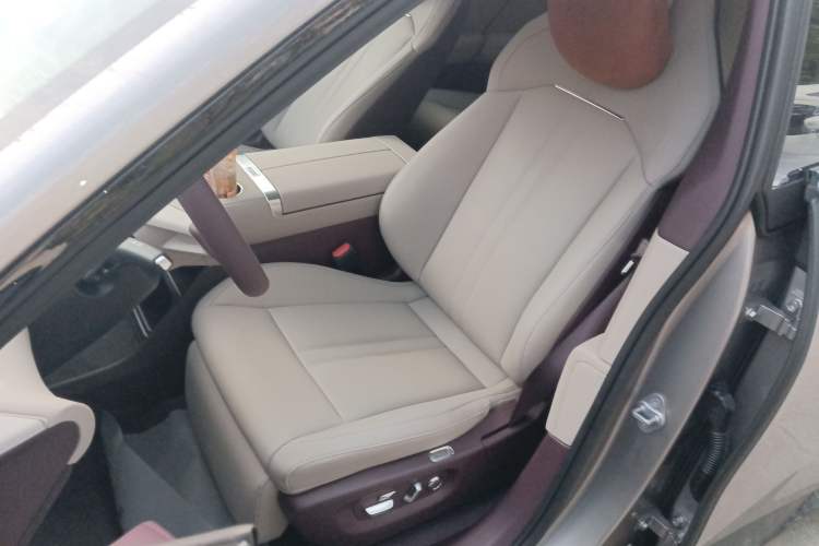 Used Xiaomi Auto YU7 2025 Ultra-Long Range Rear-Wheel Drive Version
