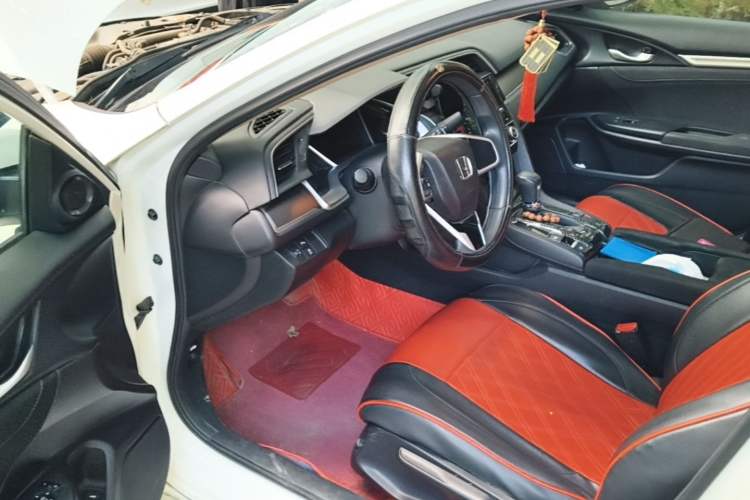 Used Honda Civic 2016 220TURBO CVT Luxury Edition