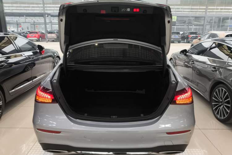 Used Mercedes-Benz E-Class 2023 E 300 L Sport Luxury Edition