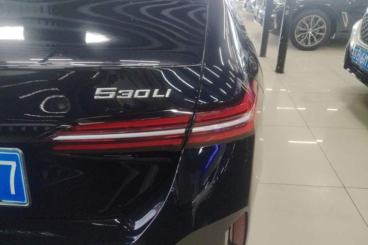 Used BMW 5 Series 2025 530Li Leading Model M Sport Package
