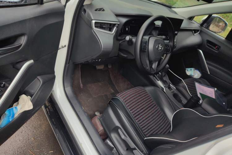 Used Toyota Corolla Cross 2024 2.0L Pioneer Edition Driver Seat