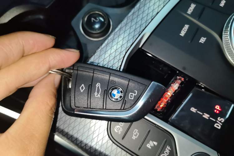 Used BMW 3 Series 2023 325i M Sport Night Edition Package Interior 1