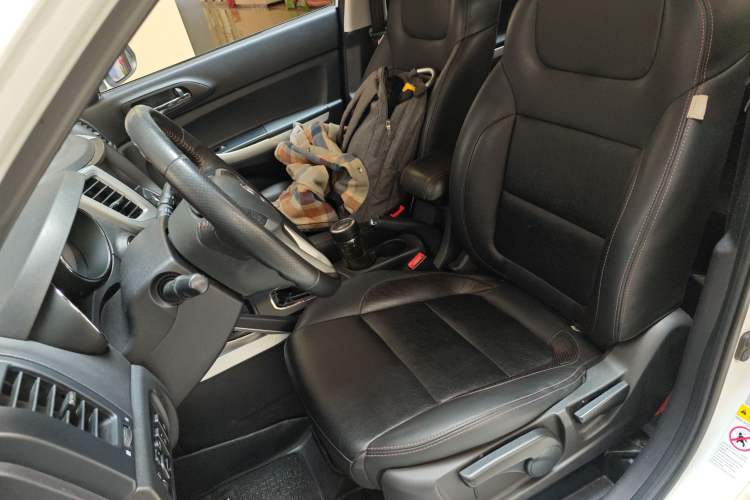 Used CHANGAN CS35 2016 1.6L Manual Luxury Model China IV Left Front Seat