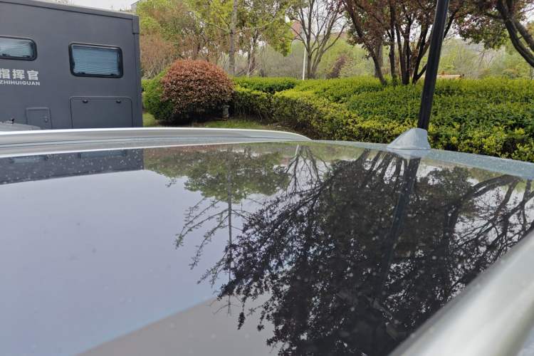 Used VOYAH FREE 2021 Four-Wheel Drive Standard Range-Extended Exclusive Luxury Package Roof