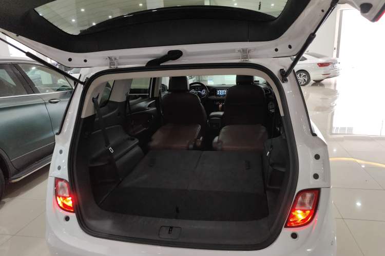 Used Buick GL6 2019 18T 6-Seater Connected Luxury Version China V Standard Trunk