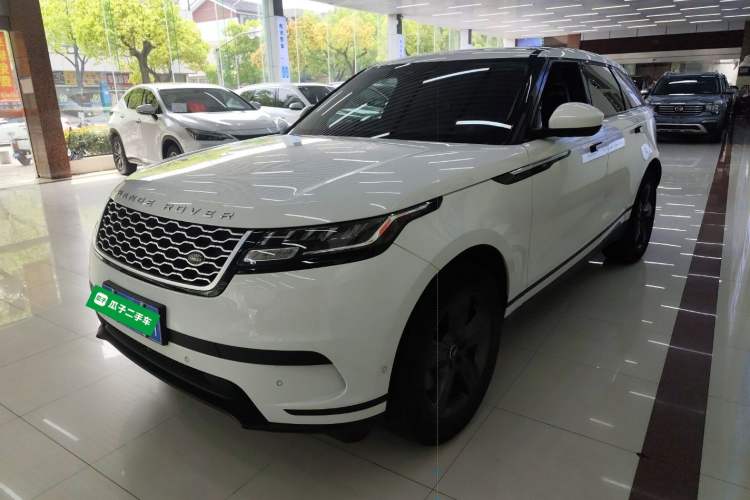 Used Land Rover Range Velar 2022 250 PS