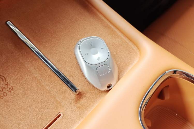 Used GAC Trumpchi Xiangwang S7 2025 205 km Max LiDAR Version Vehicle Key