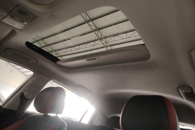 Used Kia KX Cross 2018 1.6L Automatic Dynamic Sunroof Version
