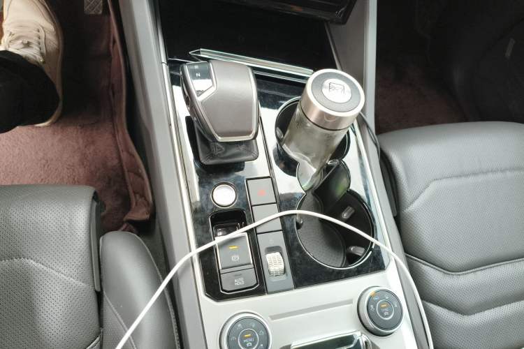 Used Volkswagen Touareg 2019 2.0TSI Ruiyi Edition China VI Standard Gear Lever