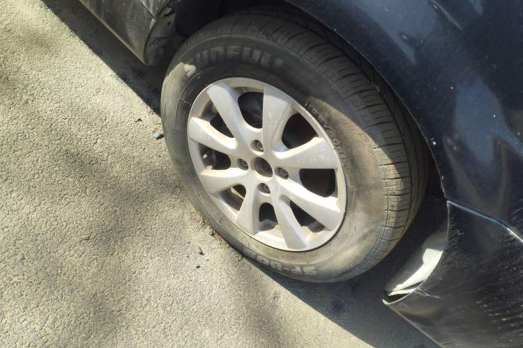 Used Volkswagen Santana Vista 2008 1.8L Manual Sishang Model Right Front Wheel Hub