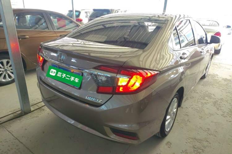 Used Honda Greiz 2016 1.5L Manual Classic Edition