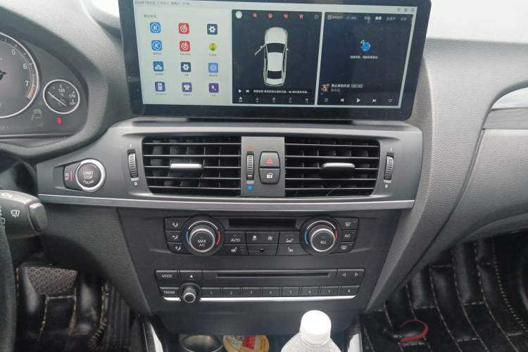 Used BMW X3 2013 xDrive20i Luxury Edition Audio And AC Panel